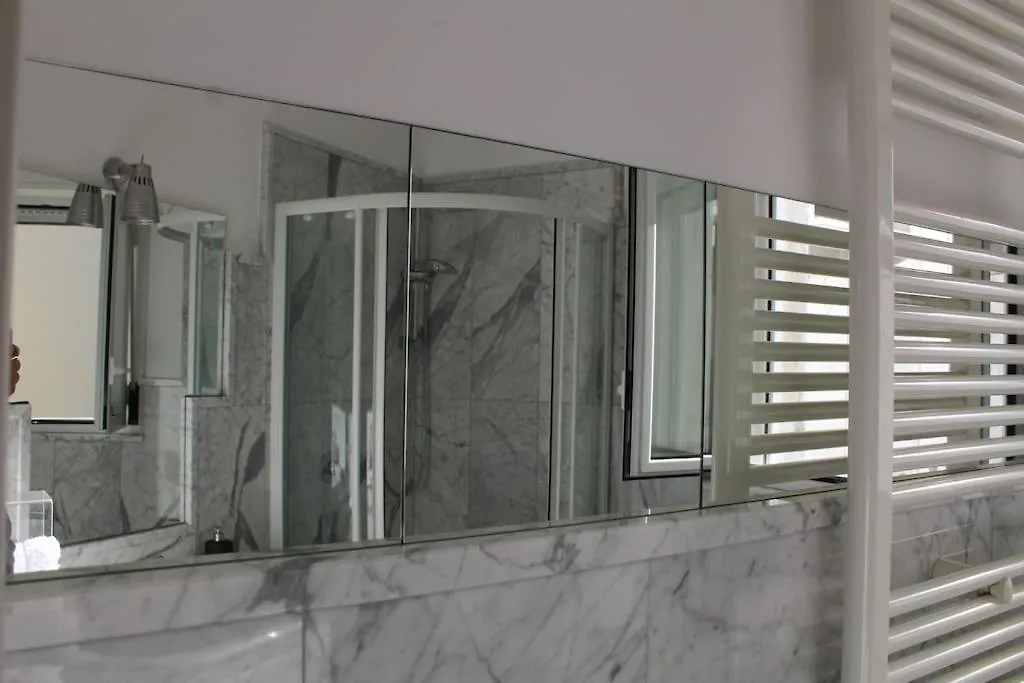 Appartamento Con Terrazzo Milano 0*,