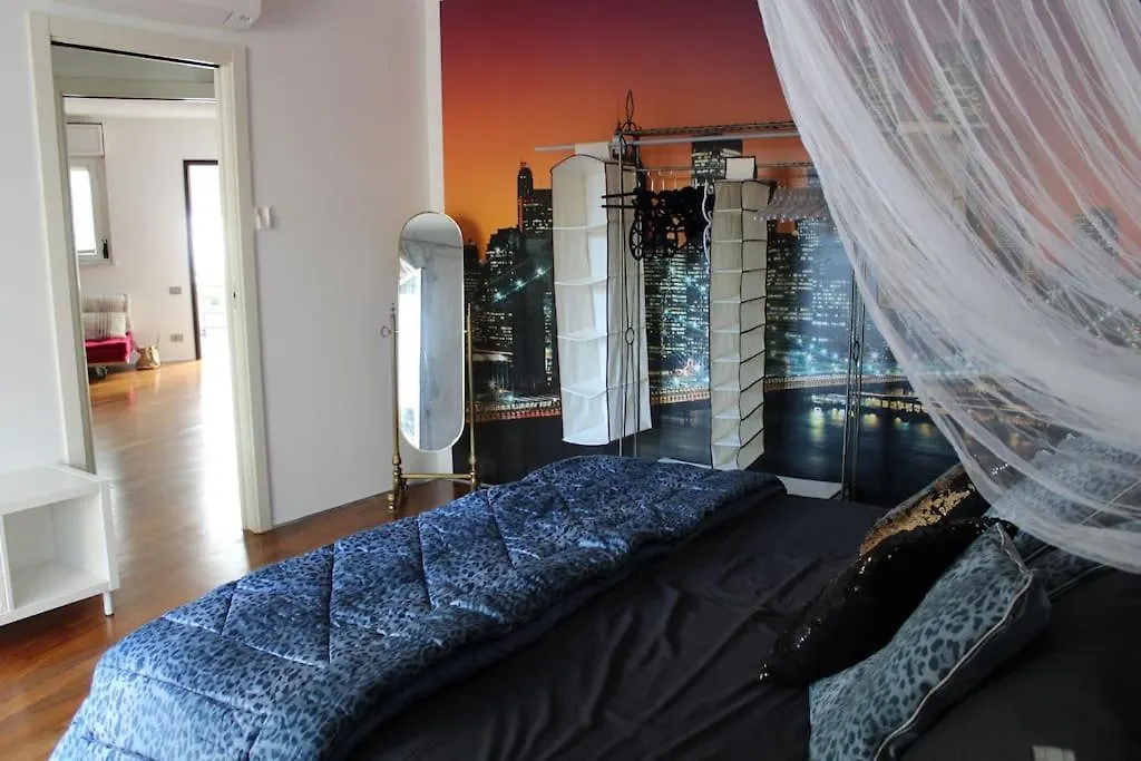 Appartamento Con Terrazzo Milano Apartmán